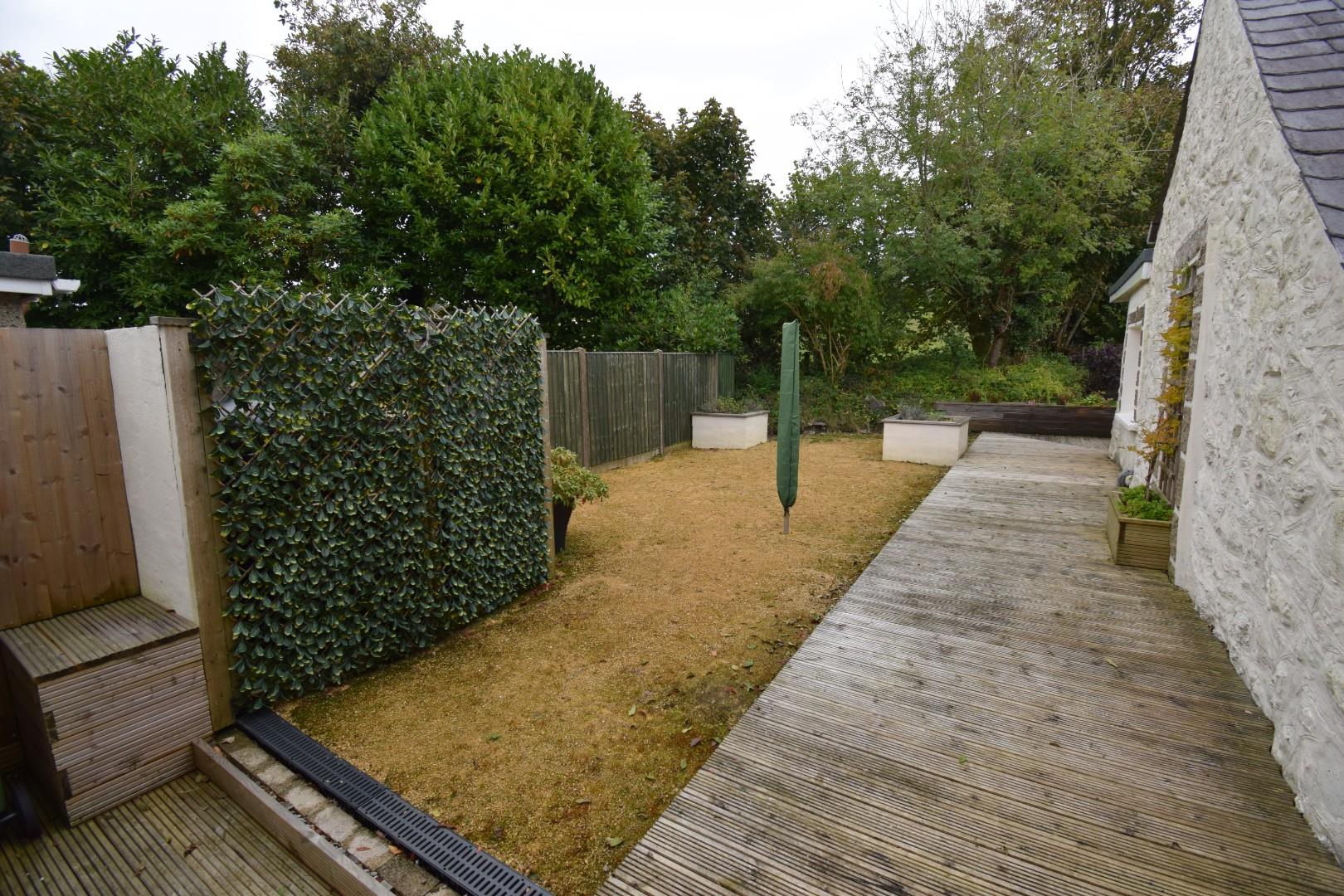 Close Gardens (1).JPG